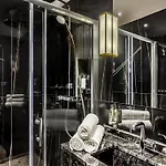 Merveil Signature Suite - Valois - Louvre View